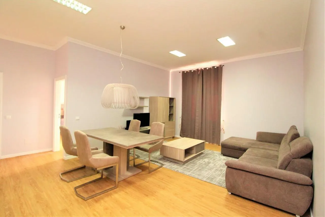 Heart Old Town City Center Apartment 5 Stars contacts